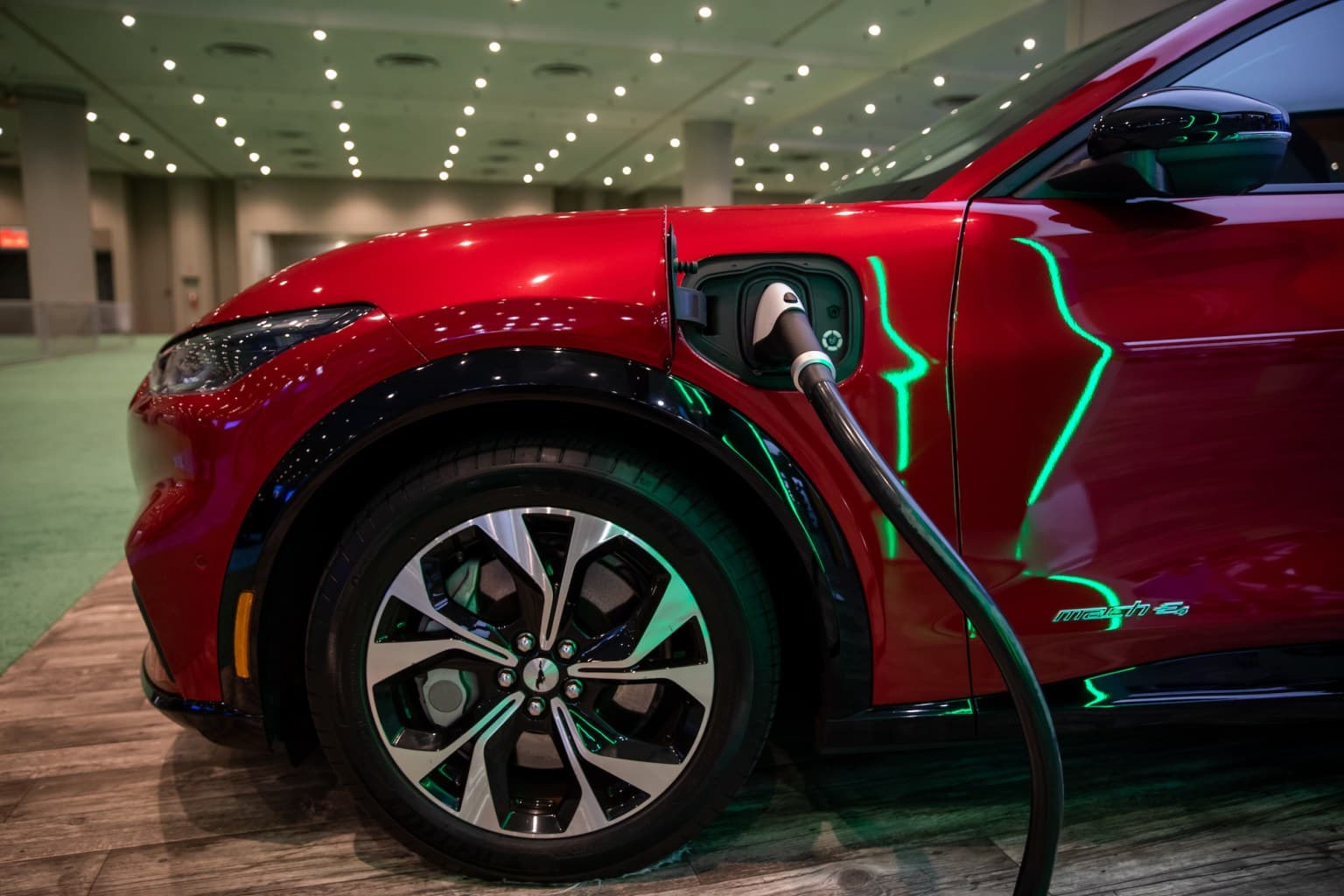 The EV Pivot: Why Detroit’s Giants are Quietly Scaling Back Electric Ambitions
