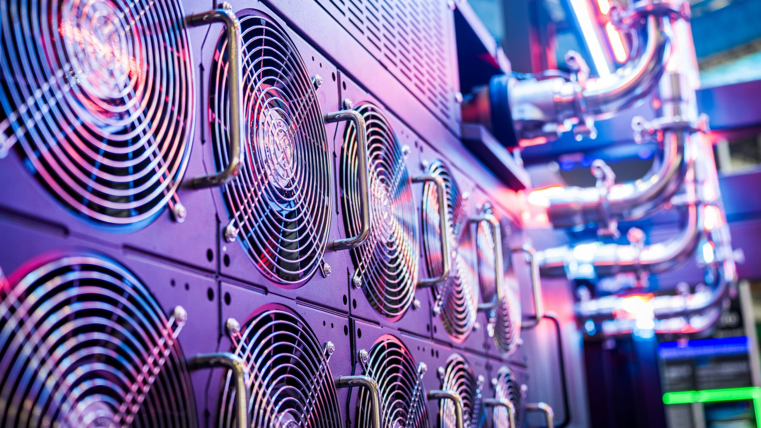 Individual Autonomy vs. Pool Consensus: A Major Bitcoin Split Highlights Miner Control
