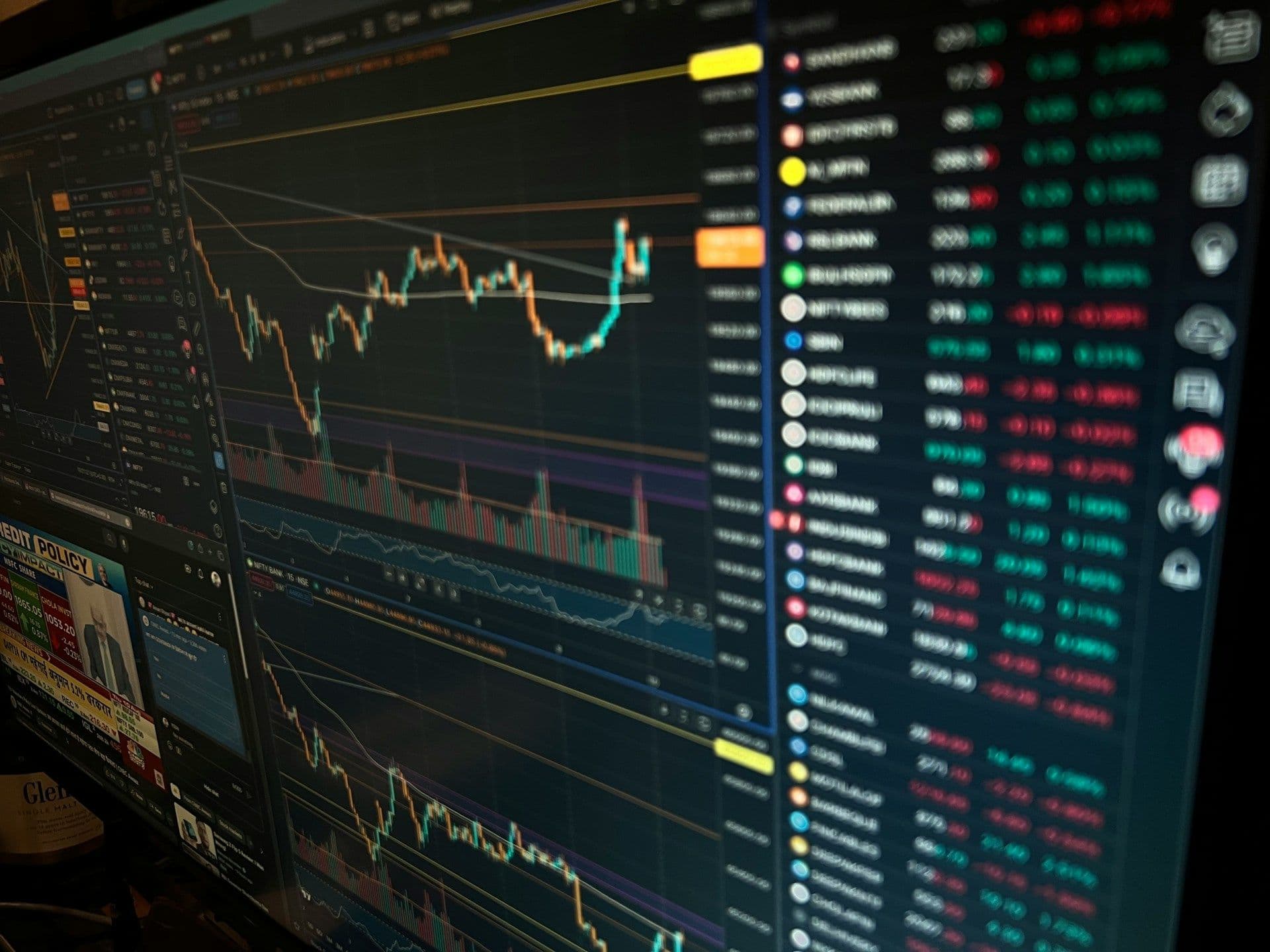 Institutional Inflows Surge as Bitcoin Spot ETFs Attract Over $850 Million