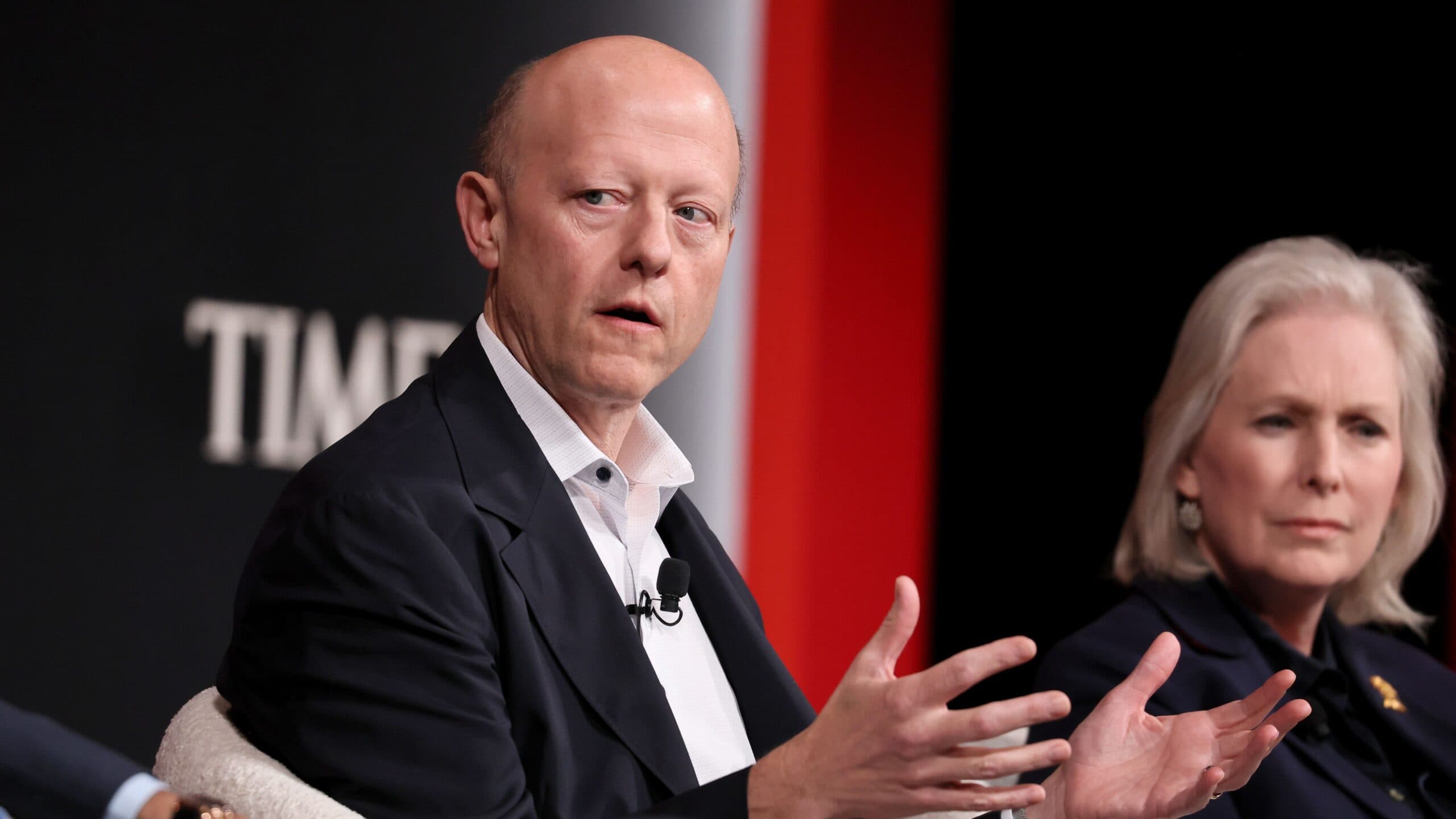 Circle Facing Market Headwinds Following Analyst Downgrade and Lower Price Targets