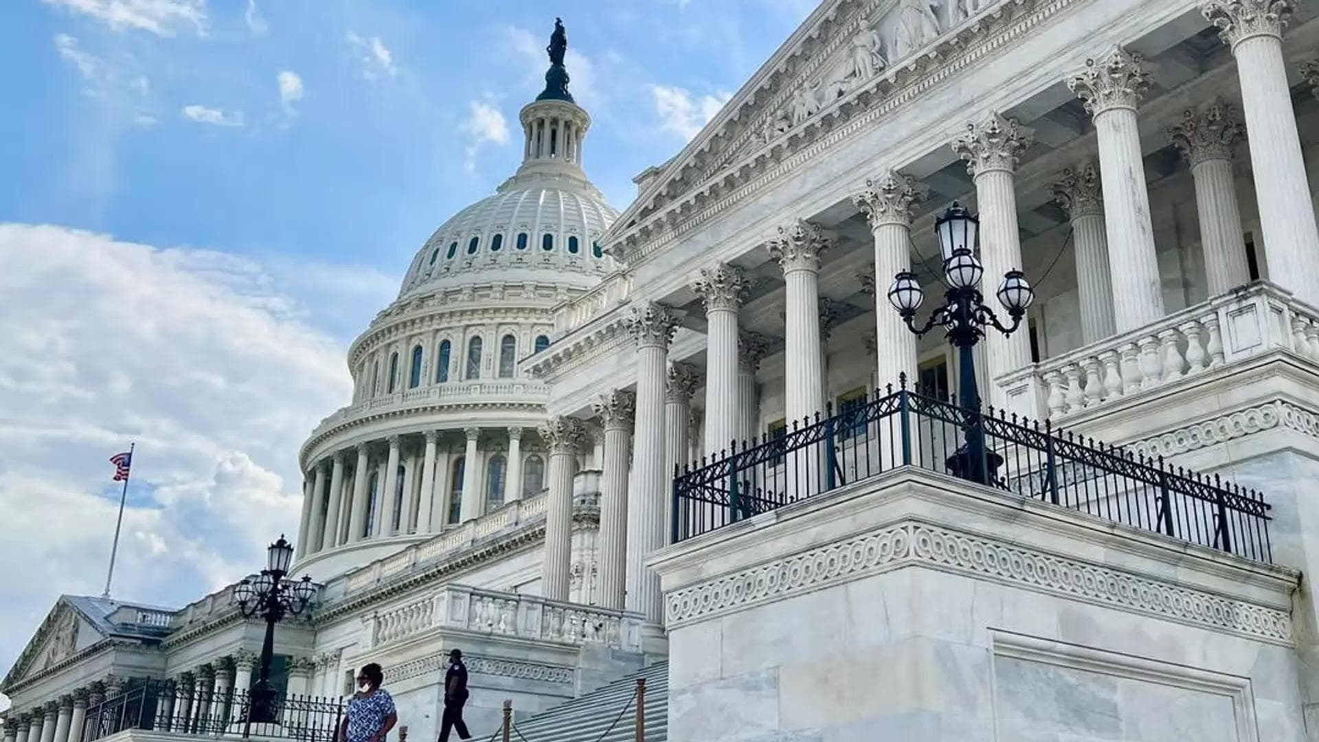 Navigating the Crypto Market: Why Regulatory Delays Might Be a Strategic Win